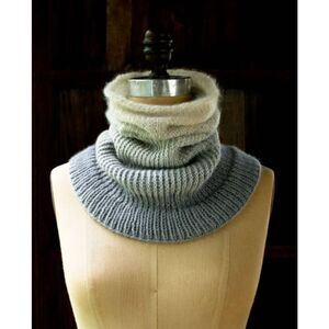 Epic Cowl Crochet Scarf NEW